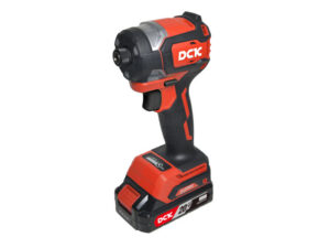 DCK Akkus ütvecsavarozó 1/4" 208 Nm szénkefe nélküli 20 V (1 x 4,0 Ah akku + töltő)