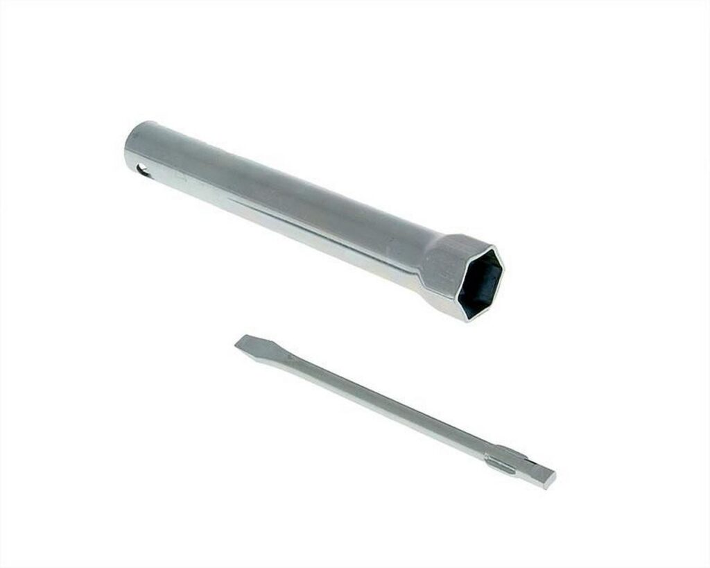 VICMA 18 mm-es gyertyakulcs – hosszú, 15 cm