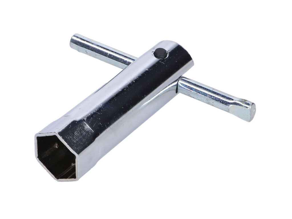 Vparts Gyertyakulcs - 21mm-es